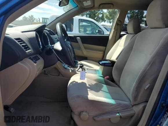 ✅ 2009 Toyota Highlander • VIN: JTEDS41A292087505 • Lot: 70924935. Wystawiony na Copart z przebiegiem 192 327 mil. Bezpłatny archiwum sprzedaży aukcyjnych z USA i szczegółowy raport historii pojazdu na DreamBid. Zdjęcie 7.