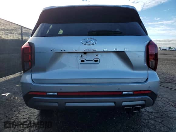 ✅ 2024 Hyundai Palisade SEL • VIN: KM8R24GE6RU756427 • Lot: 74815084. Wystawiony na Copart z przebiegiem 16 465 mil mil. Skorzystaj z bezpłatnego archiwum sprzedaży aukcyjnych z USA i zobacz szczegółowy raport historii pojazdu na DreamBid. Zdjęcie 6.