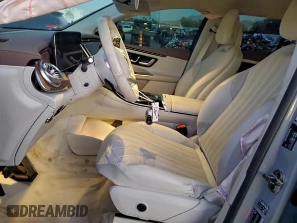 ✅ 2023 Mercedes-Benz EQE 500 • VIN: 4JGGM2CB3PA014356 • Лот: 92757295. Опубликован ранее на Copart с пробегом 41 241 миль. Бесплатный доступ к архиву аукционных продаж из США и подробный отчёт об истории автомобиля на DreamBid. Изображение 7.