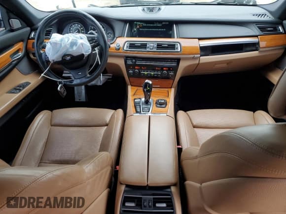 ✅ 2013 BMW 7 Series 750Li xDrive • VIN: WBAYF8C55DD140189 • Lot: 89546605. Listed on Copart with 150,059 mi. Free auction sales archive from the USA and detailed vehicle history report at DreamBid. Image 8.