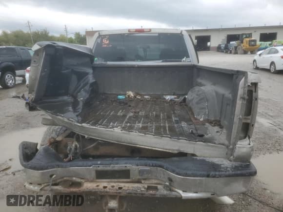 ✅ 2003 Chevrolet Silverado 1500 LS • VIN: 2GCEK19T331391740 • Лот: 72891064. Опубликован ранее на Copart с пробегом Не указан. Бесплатный доступ к архиву аукционных продаж из США и подробный отчёт об истории автомобиля на DreamBid. Изображение 6.