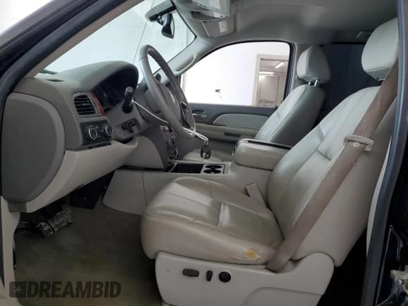 ✅ 2008 Chevrolet Silverado 1500 1LT • VIN: 3GCEK133X8G276186 • Lot: 73685684. Listed on Copart with 178,374 mi. Free auction sales archive from the USA and detailed vehicle history report at DreamBid. Image 7.