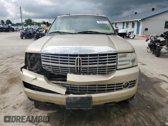 ✅ 2007 Lincoln Navigator • VIN: 5LMFU27517LJ04168 • Lot: 60284655. Wystawiony na Copart z przebiegiem 253 645 mil. Bezpłatny archiwum sprzedaży aukcyjnych z USA i szczegółowy raport historii pojazdu na DreamBid. Zdjęcie 5.