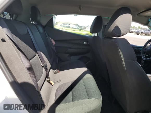 ✅ 2023 Chevrolet Bolt EV 1LT • VIN: 1G1FW6S02P4165228 • Lot: 56737204. Wystawiony na Copart z przebiegiem Nie podano. Bezpłatny archiwum sprzedaży aukcyjnych z USA i szczegółowy raport historii pojazdu na DreamBid. Zdjęcie 10.