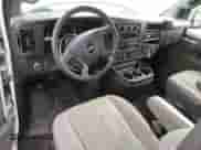 2017 Chevrolet Express Passenger LT с VIN 1GAZGPFFXH1281424, выставлен на аукционе Copart как лот 43354815 с пробегом 110 227 миль миль и Списание • Salvage title. История ставок и продаж доступна на DreamBid. Изображение 8.