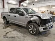 ✅ 2020 Ford F-150 XL • VIN: 1FTEW1EP6LKE27952 • Lot: 93146355. Wystawiony na Copart z przebiegiem 77 507 mil. Bezpłatny archiwum sprzedaży aukcyjnych z USA i szczegółowy raport historii pojazdu na DreamBid. Zdjęcie 4.