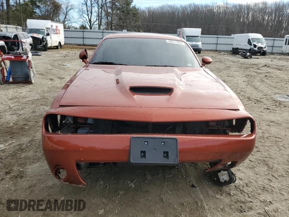 ✅ 2020 Dodge Challenger GT • VIN: 2C3CDZJG6LH176959 • Lot: 39811584. Wystawiony na Copart z przebiegiem 32 103 mil. Bezpłatny archiwum sprzedaży aukcyjnych z USA i szczegółowy raport historii pojazdu na DreamBid. Zdjęcie 5.