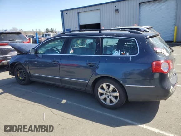 ✅ 2007 Volkswagen Passat 2.0T • VIN: WVWLK73C87E000797 • Lot: 48814165. Wystawiony na Copart z przebiegiem 156 969 mil. Bezpłatny archiwum sprzedaży aukcyjnych z USA i szczegółowy raport historii pojazdu na DreamBid. Zdjęcie 2.