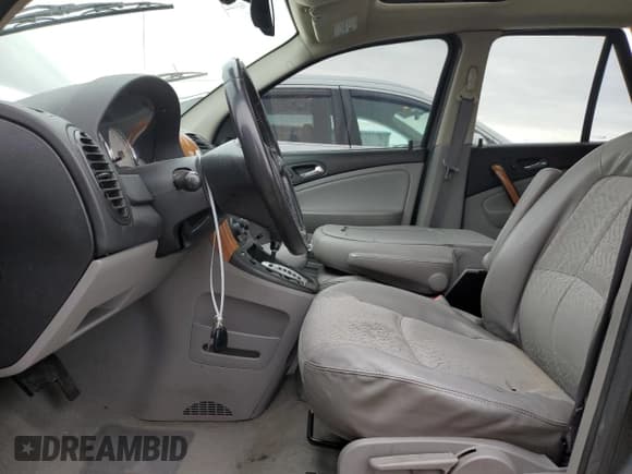 ✅ 2006 Saturn VUE • VIN: 5GZCZ63406S871660 • Lot: 83851804. Wystawiony na Copart z przebiegiem 196 634 mil. Bezpłatny archiwum sprzedaży aukcyjnych z USA i szczegółowy raport historii pojazdu na DreamBid. Zdjęcie 7.