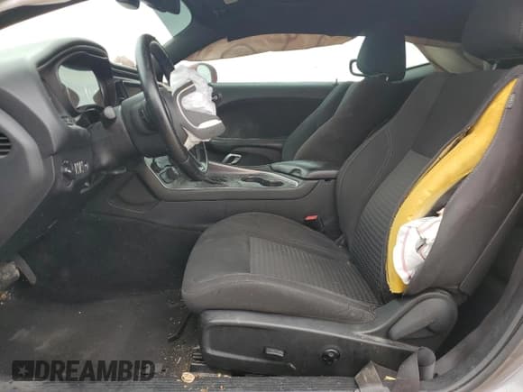 ✅ 2015 Dodge Challenger SXT • VIN: 2C3CDZAG2FH709247 • Lot: 68190764. Wystawiony na Copart z przebiegiem 156 366 mil. Bezpłatny archiwum sprzedaży aukcyjnych z USA i szczegółowy raport historii pojazdu na DreamBid. Zdjęcie 7.