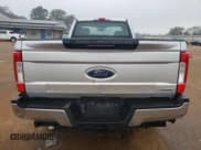 ✅ 2017 Ford F-350 XL • VIN: 1FTRF3B6XHEC96569 • Лот: 79754714. Опубликован ранее на Copart с пробегом 176 812 миль. Бесплатный доступ к архиву аукционных продаж из США и подробный отчёт об истории автомобиля на DreamBid. Изображение 6.