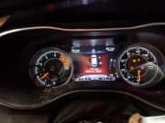 ✅ 2019 Jeep Cherokee Overland • VIN: 1C4PJMJN6KD157895 • Lot: 62630965. Listed on Copart with 134,506 mi. Free auction sales archive from the USA and detailed vehicle history report at DreamBid. Image 9.