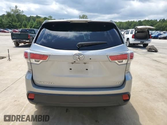 ✅ 2014 Toyota Highlander LE • VIN: 5TDZKRFH8ES028362 • Lot: 67039785. Wystawiony na Copart z przebiegiem 109 185 mil. Bezpłatny archiwum sprzedaży aukcyjnych z USA i szczegółowy raport historii pojazdu na DreamBid. Zdjęcie 6.