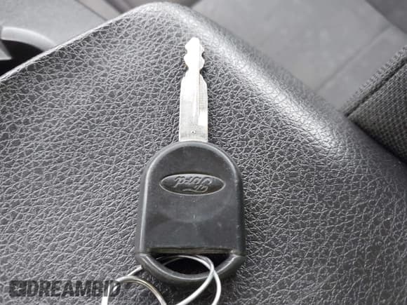 ✅ 2009 Ford Mustang • VIN: 1ZVHT80NX95113147 • Lot: 43015471. Listed on IAAI with 184,490 mi. Free auction sales archive from the USA and detailed vehicle history report at DreamBid. Image 11.