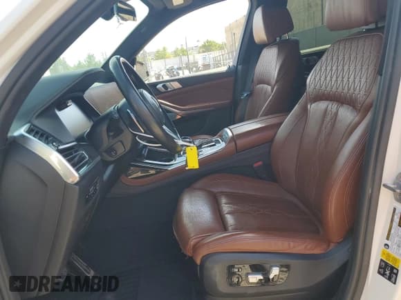 ✅ 2019 BMW X7 xDrive50i • VIN: 5UXCX4C52KLS36737 • Лот: 85187685. Опубликован ранее на Copart с пробегом 138 573 миль. Бесплатный доступ к архиву аукционных продаж из США и подробный отчёт об истории автомобиля на DreamBid. Изображение 7.