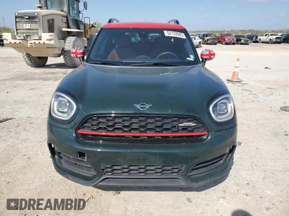 ✅ 2021 MINI Countryman John Cooper Works • VIN: WMZ33BS01M3N13078 • Lot: 52133945. Listed on Copart with 33,035 mi. Free auction sales archive from the USA and detailed vehicle history report at DreamBid. Image 5.