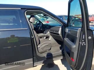 ✅ 2025 Hyundai Santa Fe SE • VIN: 5NMP14GL0SH106499 • Лот: 43292236. Опубликован ранее на IAAI с пробегом 47 093 миль. Бесплатный доступ к архиву аукционных продаж из США и подробный отчёт об истории автомобиля на DreamBid. Изображение 5.