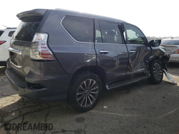 ✅ 2023 Lexus GX 460 Luxury • VIN: JTJGM7BX9P5371433 • Lot: 43031895. Wystawiony na Copart z przebiegiem 11 823 mil. Bezpłatny archiwum sprzedaży aukcyjnych z USA i szczegółowy raport historii pojazdu na DreamBid. Zdjęcie 3.
