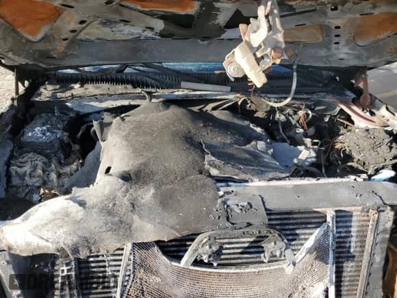 2006 Chevrolet Silverado 2500HD LT1 с VIN 1GCHK29D26E164070, выставлен на аукционе Copart как лот 90705675 с пробегом Не указан миль и На запчасти • Non repairable. История ставок и продаж доступна на DreamBid. Изображение 11.