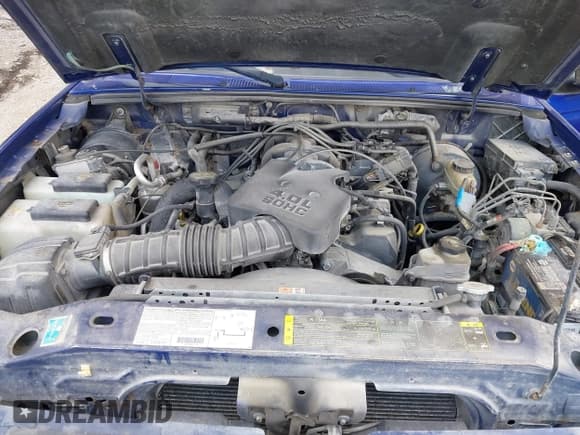 ✅ 2003 Ford Ranger XL Fleet • VIN: 1FTZR45E53PA19339 • Lot: 42600946. Wystawiony na IAAI z przebiegiem 227 559 mil. Bezpłatny archiwum sprzedaży aukcyjnych z USA i szczegółowy raport historii pojazdu na DreamBid. Zdjęcie 10.