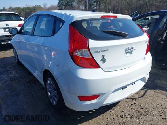 ✅ 2016 Hyundai Accent GL • VIN: KMHCT5AE4GU236936 • Лот: 41620676. Опубликован ранее на IAAI с пробегом 101 400 миль. Бесплатный доступ к архиву аукционных продаж из США и подробный отчёт об истории автомобиля на DreamBid. Изображение 3.