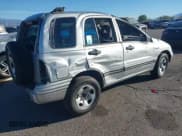 ✅ 2002 Suzuki Vitara JLX • VIN: 2S3TD52VX26104384 • Lot: 43626591. Wystawiony na IAAI z przebiegiem Nie podano. Bezpłatny archiwum sprzedaży aukcyjnych z USA i szczegółowy raport historii pojazdu na DreamBid. Zdjęcie 4.