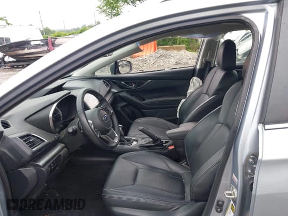 ✅ 2019 Subaru Impreza Limited • VIN: 4S3GTAS60K3748018 • Lot: 42645054. Listed on IAAI with 61,819 mi. Free auction sales archive from the USA and detailed vehicle history report at DreamBid. Image 5.