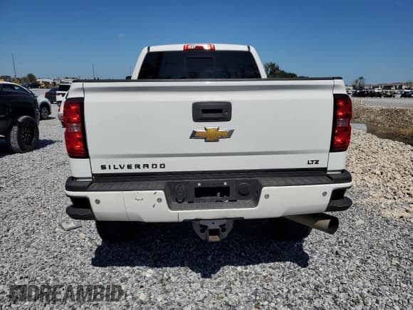 ✅ 2016 Chevrolet Silverado 2500HD LTZ • VIN: 1GC1KWE84GF213587 • Lot: 86639075. Listed on Copart with 193,498 mi. Free auction sales archive from the USA and detailed vehicle history report at DreamBid. Image 6.