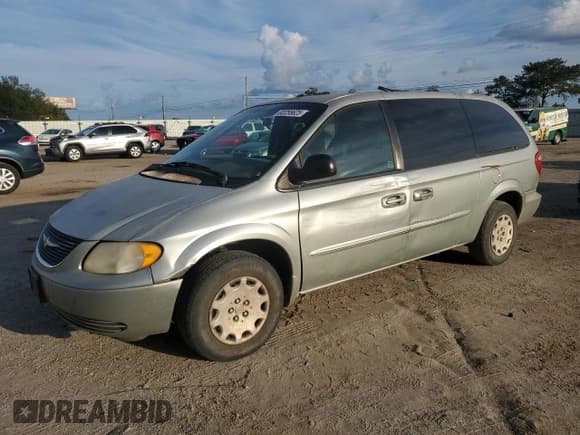 ✅ 2003 Chrysler Town & Country LX • VIN: 2C4GP44363R114973 • Lot: 82255625. Listed on Copart with 300,083 mi. Free auction sales archive from the USA and detailed vehicle history report at DreamBid. Image 1.