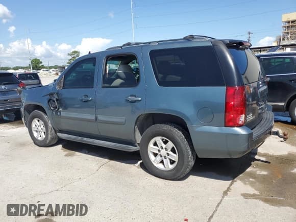 ✅ 2008 GMC Yukon SLE 3SA • VIN: 1GKFC13C88R231771 • Lot: 62749905. Listed on Copart with 97,627 mi. Free auction sales archive from the USA and detailed vehicle history report at DreamBid. Image 2.