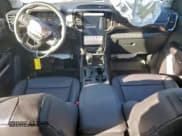 ✅ 2025 Ford Ranger Lariat • VIN: 1FTER4KP7SLE02841 • Lot: 96258395. Wystawiony na Copart z przebiegiem 2 436 mil. Bezpłatny archiwum sprzedaży aukcyjnych z USA i szczegółowy raport historii pojazdu na DreamBid. Zdjęcie 8.