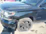 2018 Chevrolet Tahoe LT z VIN 1GNSKBKC8JR128657, wystawiony jako IAAI lot #43151589 z przebiegiem 157 909 mil mil oraz . Historia ofert i sprzedaży dostępna na DreamBid. Obrazek 6.