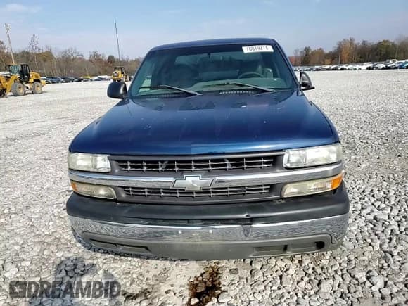 ✅ 2001 Chevrolet Silverado 1500 • VIN: 2GCEC19W411359870 • Лот: 78019274. Опубликован ранее на Copart с пробегом 135 752 миль. Бесплатный доступ к архиву аукционных продаж из США и подробный отчёт об истории автомобиля на DreamBid. Изображение 11.