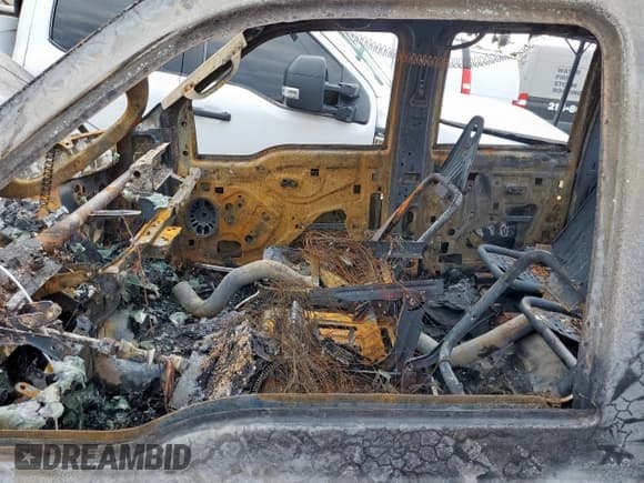 ✅ 2004 Ford F-350 XL • VIN: 1FTSW31P74EB47011 • Lot: 55512125. Listed on Copart with Not provided. Free auction sales archive from the USA and detailed vehicle history report at DreamBid. Image 7.