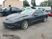 ✅ 1998 Pontiac Firebird Firebird • VIN: 2G2FS22K2W2209783 • Lot: 69790445. Wystawiony na Copart z przebiegiem Nie podano. Bezpłatny archiwum sprzedaży aukcyjnych z USA i szczegółowy raport historii pojazdu na DreamBid. Zdjęcie 1.