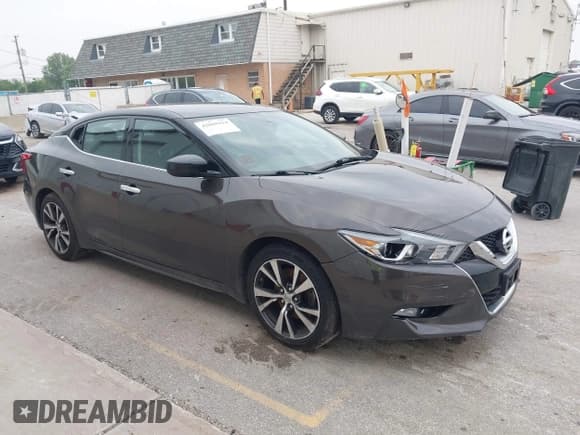 ✅ 2016 Nissan Maxima SV • VIN: 1N4AA6APXGC429886 • Lot: 42869114. Wystawiony na IAAI z przebiegiem 60 648 mil. Bezpłatny archiwum sprzedaży aukcyjnych z USA i szczegółowy raport historii pojazdu na DreamBid. Zdjęcie 1.