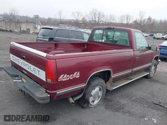 ✅ 1996 Chevrolet Silverado 1500 • VIN: 1GCEK14R1TZ121408 • Lot: 43730867. Listed on IAAI with 120,000 mi. Free auction sales archive from the USA and detailed vehicle history report at DreamBid. Image 4.