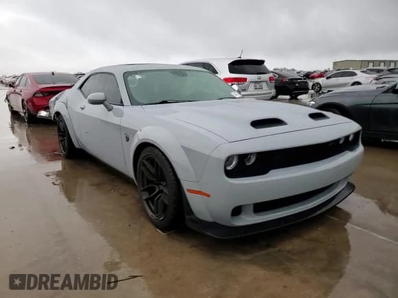 ✅ 2021 Dodge Challenger SRT Super Stock • VIN: 2C3CDZL97MH529631 • Lot: 86487574. Wystawiony na Copart z przebiegiem Nie podano. Bezpłatny archiwum sprzedaży aukcyjnych z USA i szczegółowy raport historii pojazdu na DreamBid. Zdjęcie 11.