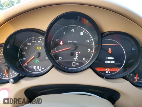 ✅ 2012 Porsche Cayenne • VIN: WP1AA2A21CLA04511 • Lot: 92301885. Listed on Copart with 112,161 mi. Free auction sales archive from the USA and detailed vehicle history report at DreamBid. Image 9.