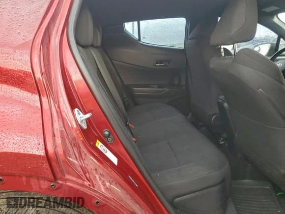 ✅ 2018 Toyota C-HR XLE Premium • VIN: NMTKHMBX4JR043403 • Lot: 93732315. Wystawiony na Copart z przebiegiem 120 980 mil. Bezpłatny archiwum sprzedaży aukcyjnych z USA i szczegółowy raport historii pojazdu na DreamBid. Zdjęcie 10.