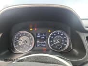 ✅ 2019 Hyundai Elantra SE • VIN: 5NPD74LF0KH453318 • Lot: 70496785. Listed on Copart with 81,296 mi. Free auction sales archive from the USA and detailed vehicle history report at DreamBid. Image 9.