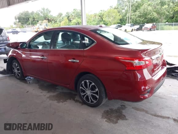 ✅ 2017 Nissan Sentra SL • VIN: 3N1AB7AP5HY361716 • Lot: 43192639. Listed on IAAI with 131,283 mi. Free auction sales archive from the USA and detailed vehicle history report at DreamBid. Image 3.