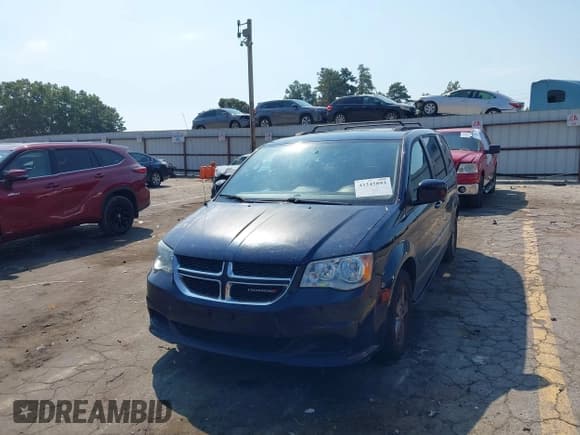 ✅ 2012 Dodge Grand Caravan SXT • VIN: 2C4RDGCG6CR310337 • Lot: 43245893. Wystawiony na IAAI z przebiegiem 219 844 mil. Bezpłatny archiwum sprzedaży aukcyjnych z USA i szczegółowy raport historii pojazdu na DreamBid. Zdjęcie 2.