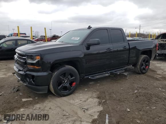 ✅ 2017 Chevrolet Silverado 1500 LT • VIN: 1GCVKREC2HZ317292 • Лот: 49960765. Опубликован ранее на Copart с пробегом 142 517 миль. Бесплатный доступ к архиву аукционных продаж из США и подробный отчёт об истории автомобиля на DreamBid. Изображение 1.
