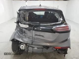 ✅ 2023 Chevrolet Bolt EV 2LT • VIN: 1G1FX6S04P4175126 • Lot: 66953294. Wystawiony na Copart z przebiegiem 84 409 mil. Bezpłatny archiwum sprzedaży aukcyjnych z USA i szczegółowy raport historii pojazdu na DreamBid. Zdjęcie 6.
