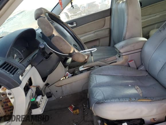 ✅ 2007 Hyundai Sonata SE • VIN: 5NPEU46F47H197328 • Лот: 77601854. Опубликован ранее на Copart с пробегом Не указан. Бесплатный доступ к архиву аукционных продаж из США и подробный отчёт об истории автомобиля на DreamBid. Изображение 7.