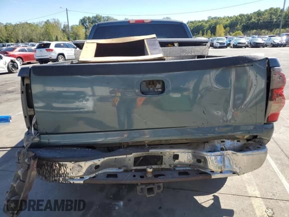 ✅ 2006 Chevrolet Silverado 1500 Work Truck • VIN: 1GCEC19X36Z273604 • Lot: 85854195. Wystawiony na Copart z przebiegiem Nie podano. Bezpłatny archiwum sprzedaży aukcyjnych z USA i szczegółowy raport historii pojazdu na DreamBid. Zdjęcie 6.