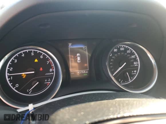 2019 Toyota Camry LE z VIN 4T1B11HK5KU794289, wystawiony jako Copart lot #69141015 z przebiegiem 43 768 mil mil oraz Szkoda całkowita • Salvage title. Historia ofert i sprzedaży dostępna na DreamBid. Obrazek 9.