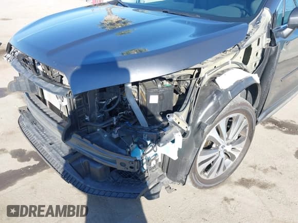 ✅ 2019 Subaru Ascent Limited • VIN: 4S4WMALDXK3459133 • Lot: 43487157. Listed on IAAI with 46,289 mi. Free auction sales archive from the USA and detailed vehicle history report at DreamBid. Image 6.