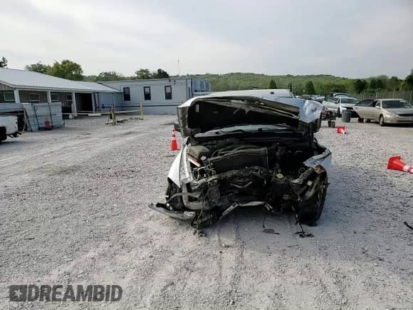 2017 Ram 1500 Tradesman z VIN 3C6JR6AT3HG604680, wystawiony jako Copart lot #53157055 z przebiegiem Nie podano mil oraz Czysty tytuł • Clean title. Historia ofert i sprzedaży dostępna na DreamBid. Obrazek 14.